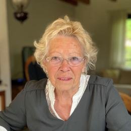 Esther Warrinnier